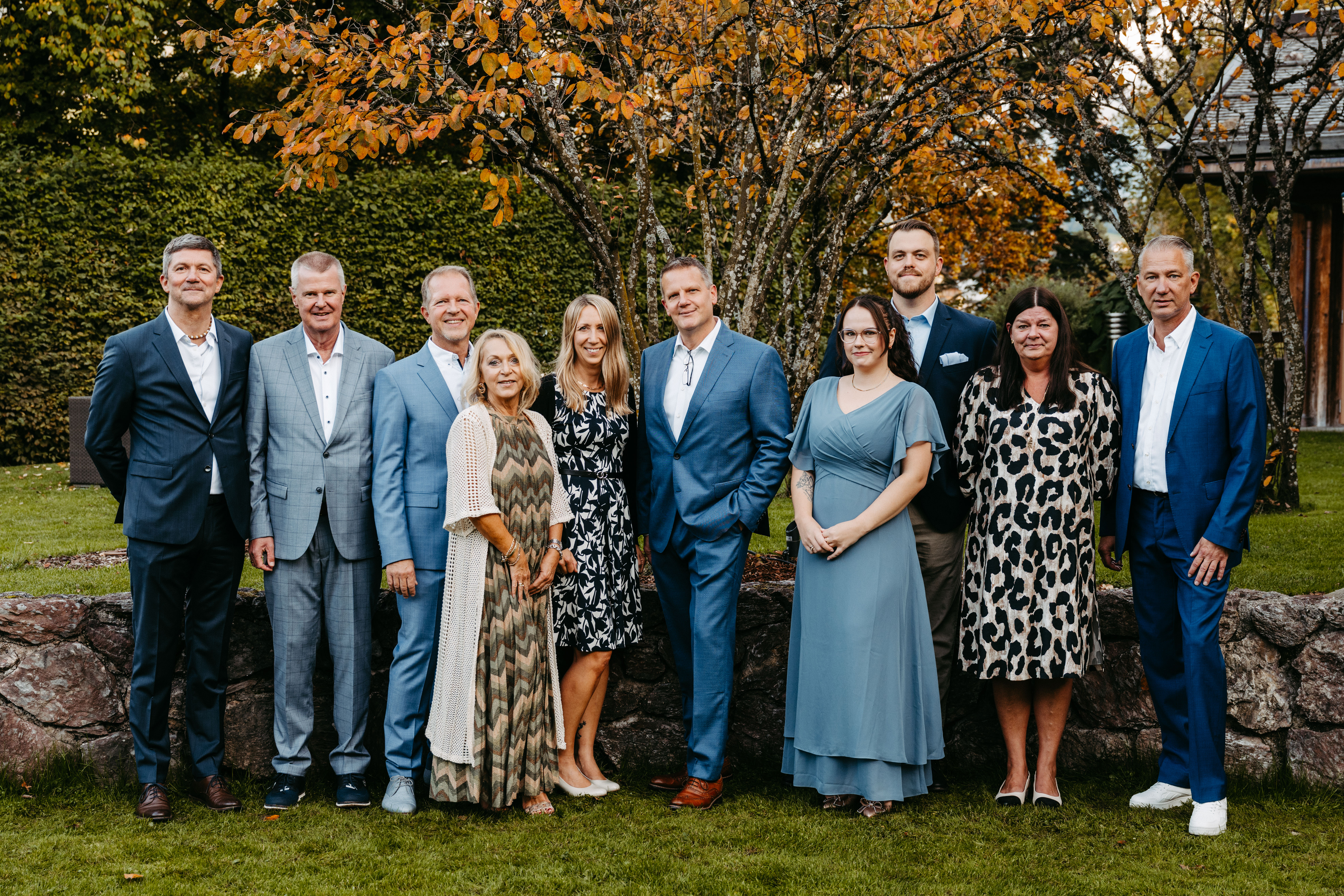 Gruppenbild KollegInnen in der Natur